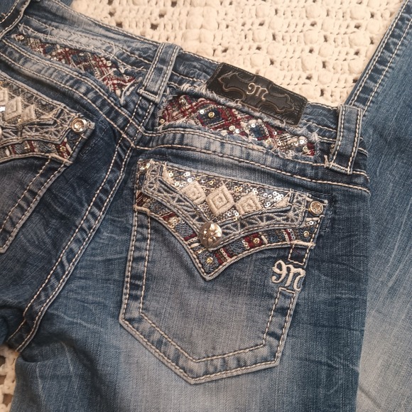 MISS ME Womens 26x33.5 Jeans Low‎ Boot Denim Aztec Rock Rhinestone Y2K M30285 - Picture 1 of 14